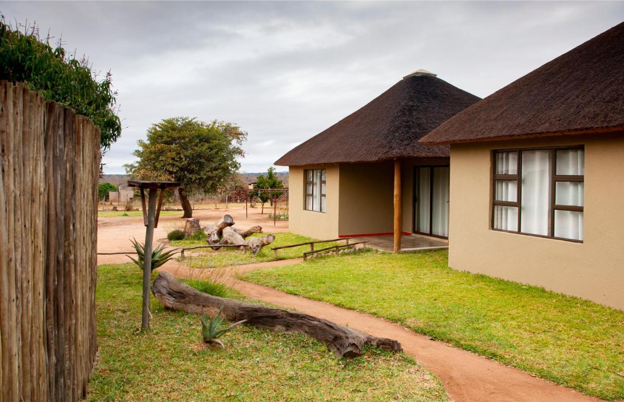 Bongan Safari Lodge Mbabat Extérieur photo